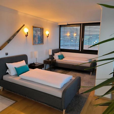 לברקוסן Im Herzen Von Wiesdorf- Blick Auf Das Bayer-Kreuz -Appartement Mit 2 Schlafzimmern-Fuer 3 Personen -Zentral Gelegen - Friedrich Ebert Platz 5A , 4Te Etage - Dachterrasse Und Sauna - Kaution Pflicht - מראה חיצוני תמונה