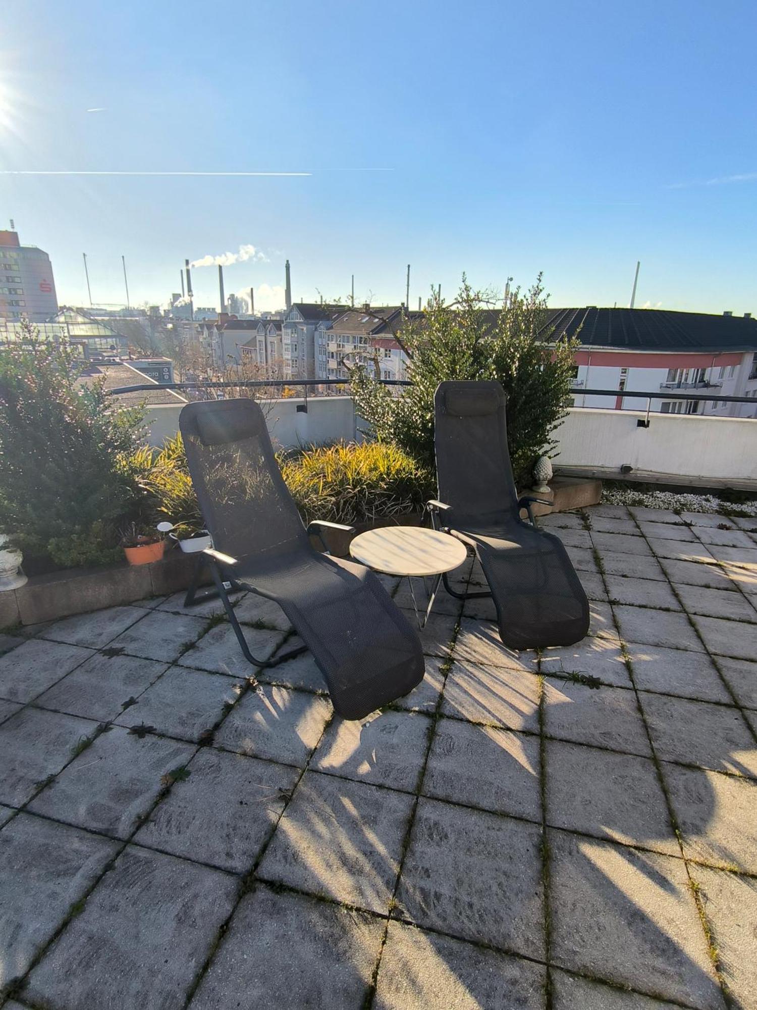 לברקוסן Im Herzen Von Wiesdorf- Blick Auf Das Bayer-Kreuz -Appartement Mit 2 Schlafzimmern-Fuer 3 Personen -Zentral Gelegen - Friedrich Ebert Platz 5A , 4Te Etage - Dachterrasse Und Sauna - Kaution Pflicht - מראה חיצוני תמונה