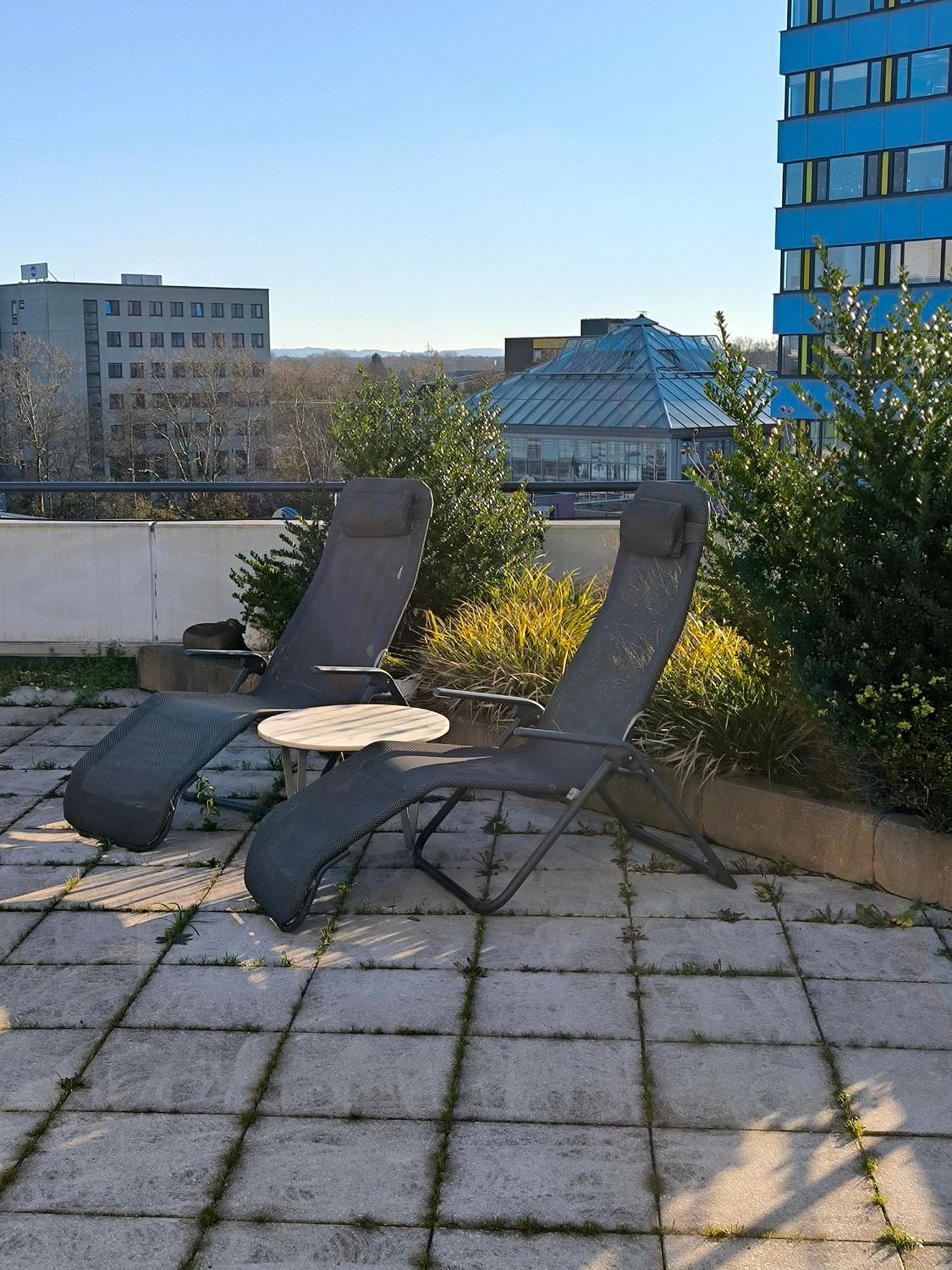 לברקוסן Im Herzen Von Wiesdorf- Blick Auf Das Bayer-Kreuz -Appartement Mit 2 Schlafzimmern-Fuer 3 Personen -Zentral Gelegen - Friedrich Ebert Platz 5A , 4Te Etage - Dachterrasse Und Sauna - Kaution Pflicht - מראה חיצוני תמונה